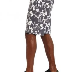 Robert Graham Cyclone Knit Pull-On Shorts For Men -Outlet Robert Graham Store unnamed file 1440